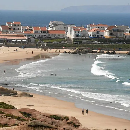 4 Surf Ii Alojamento de Acomodação e Pequeno-almoço 4*